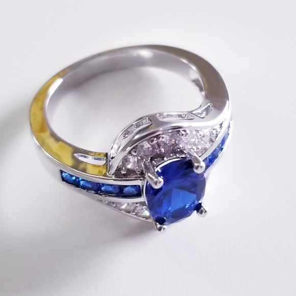 Sapphire Ring - Various Sizes - Picture 2 of 6